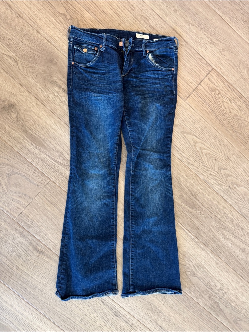 Low waste bootleg Jeans (&star; size 28x32)